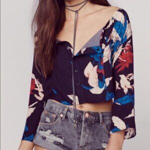 [Tularosa] Small Tropical Floral Print Crop Top